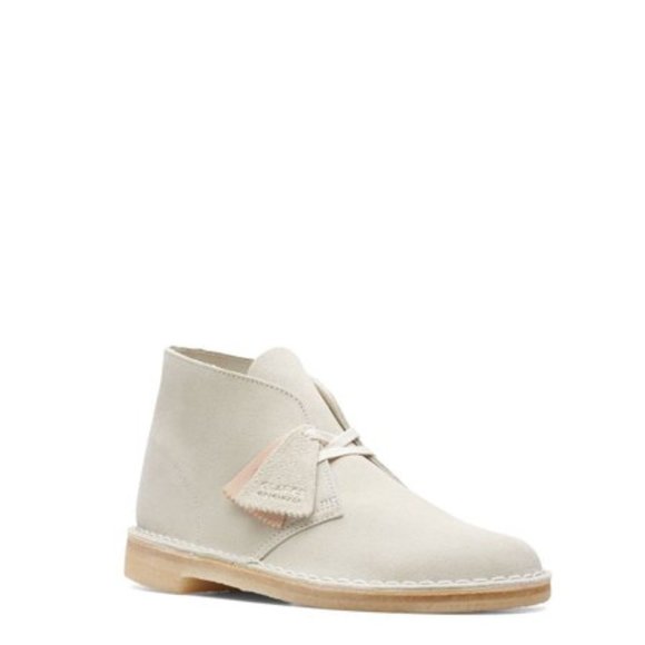 CLARKS Desert boot off white suede main image 5